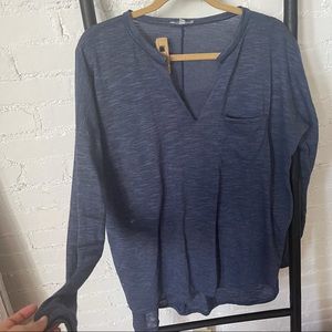 Long sleeve shirt